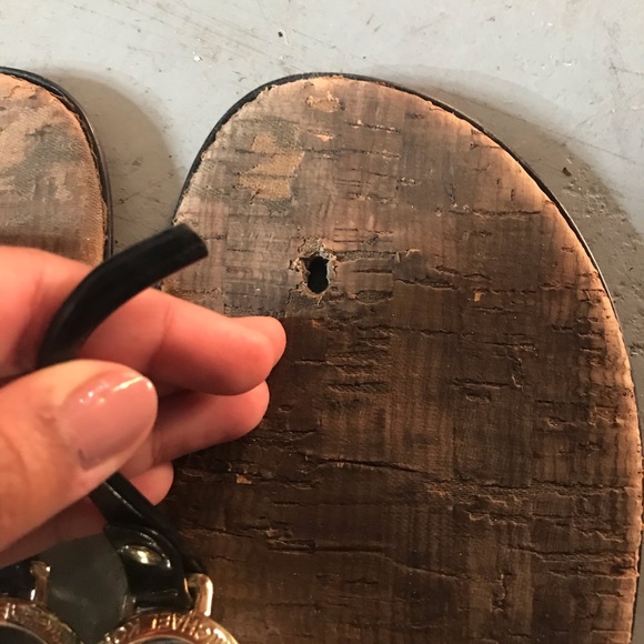 Michael Kors Flip Flops - Picture 2 of 3